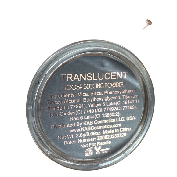 KAB Cosmetics Compact- trial size - Picture 3 of 3